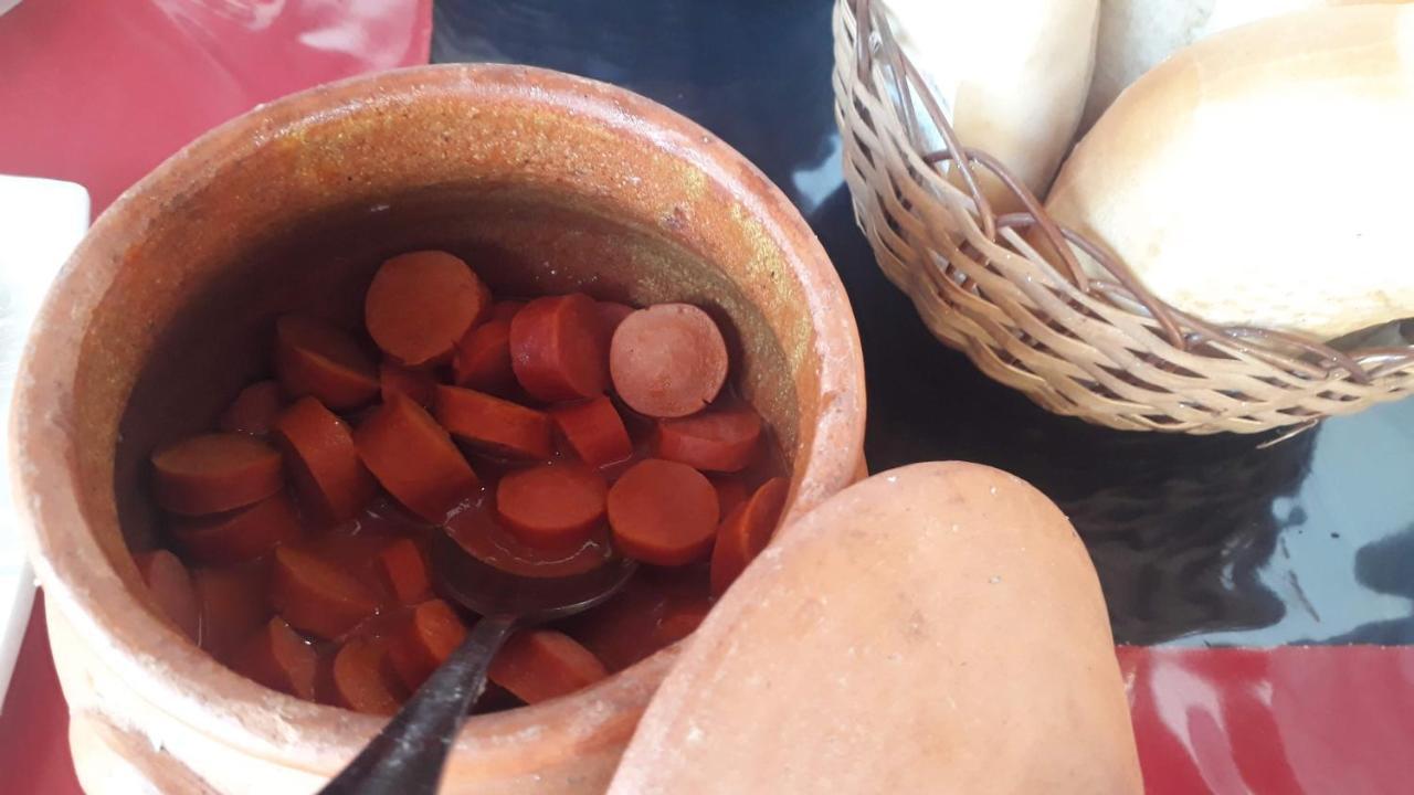 Coruja Branca Estalagem *